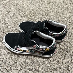 Vans Kids Velcro Sneakers / Black & Floral Design